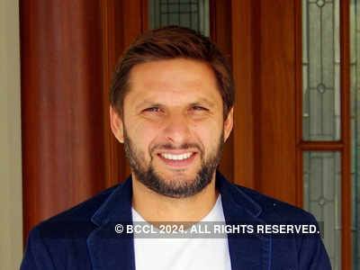 Former Pakistan cricketer Shahid Afridi tests positive for Covid-19