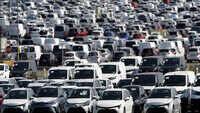 Car sales in Delhi rise by six times since May 