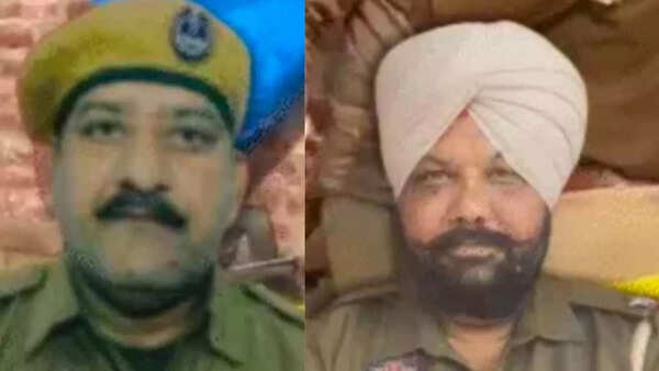 Two policemen shot dead inside a police post in Punjab's Gurdaspur