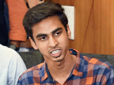 Leave us alone, pleads late Judge Loya’s son