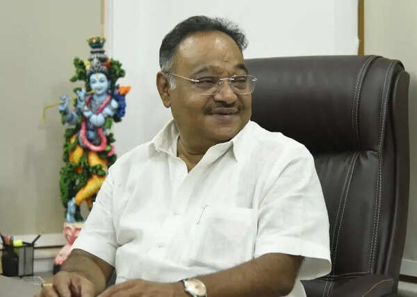 Not a single divisive comment, PM Modi told me on the day of poll result: Samik