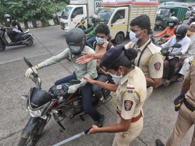 7680 vehicles seized by Mumbai police on Monday for violation of unlocking conditions