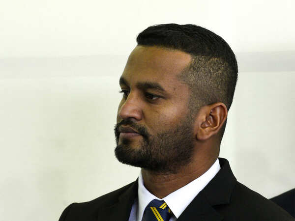 Will Sri Lanka's coach Chandika Hathurusingha and skipper Dimuth Karunaratne put their differences aside before World Cup?