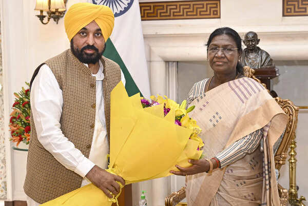 Bhagwat Mann meets President Murmu, seeks action on 6 ex-AAP MPs