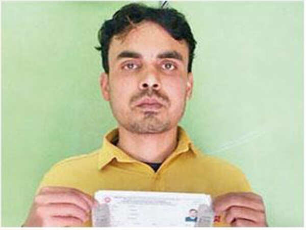 Aspirant barred from taking railway exam for being late by 2 minutes