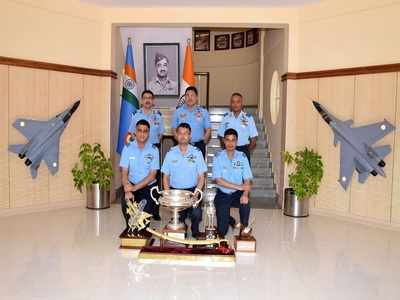 11 Test Pilots, 2 Flight Test Engineers graduate from AFTPS in Bengaluru