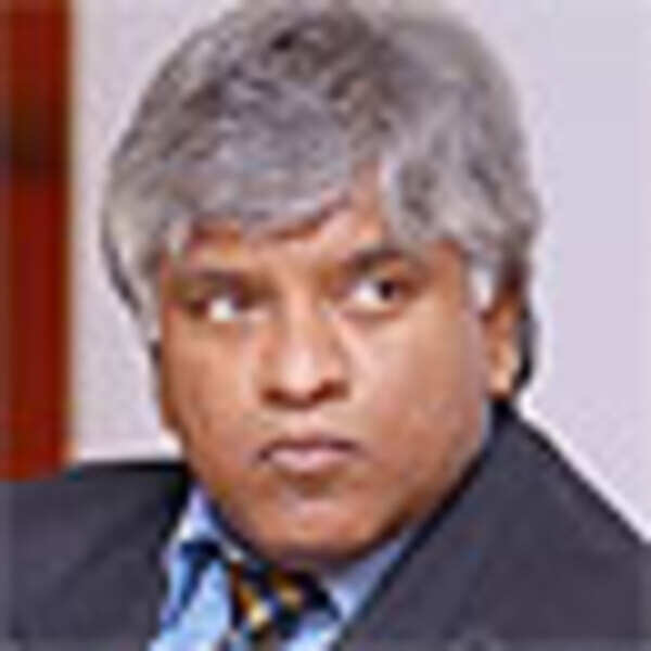 Arjuna points fingers at Lankan board