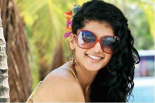 Tollywood actresses do away with dubbing artistes