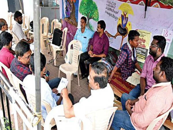 No immediate solution to Malayalam crisis