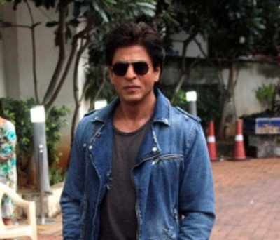 Shah Rukh Khan: I am so pathetic in relationships that I am comic