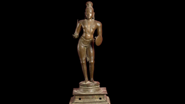 London returns stolen idol to Tamil Nadu temple after 60 years