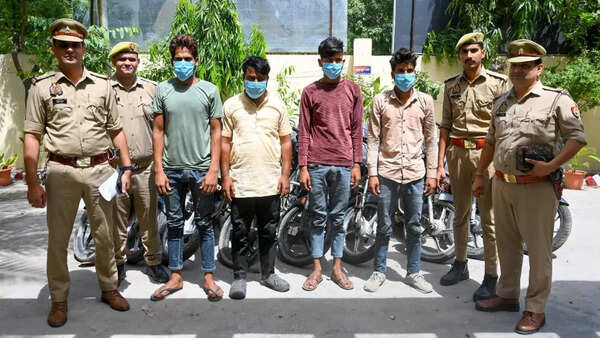Four arrested in vehicle robbery while selling chhole kulche, paratha on streets of Noida