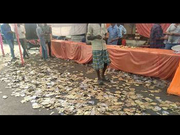 Eco-Green cleans main road bhandaras, neglects others