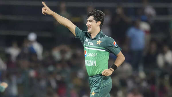 Ex-Pakistan batter slams PCB after Naseem Shah fined PKR 20mil for 'Queen' jibe
