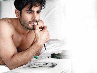 Karan Tacker: Want to auction my art for charity