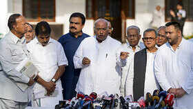 Five Key Resolutions: INDIA Bloc Targets SIR, Economy, Exams And Farmers' Issues