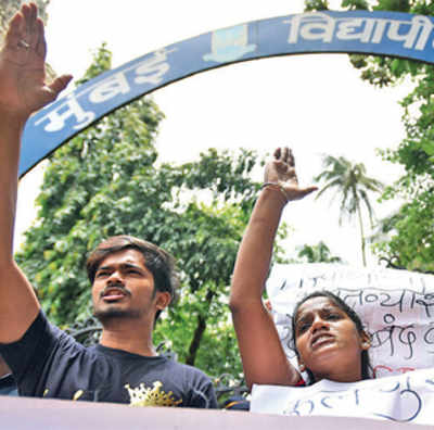 Delayed re-evaluation results: MU students to protest outside exam dept today