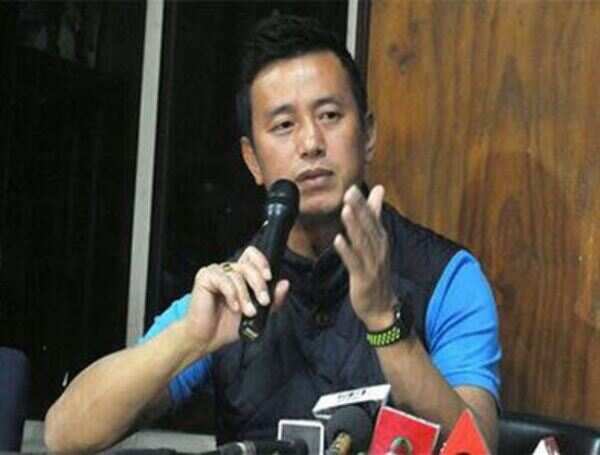 Former Indian football captain Bhaichung Bhutia quits Trinamool, may join Sikkim politics