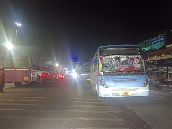 Commuters stranded in Thondamuthur as bus services halted following scuffle