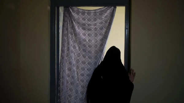 Three injured in Herat as Taliban move to disperse protest over dress code violations