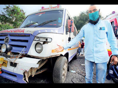 Ambulances lent to PMC for pandemic returned damaged Ambulances lent to PMC for pandemic returned damaged
