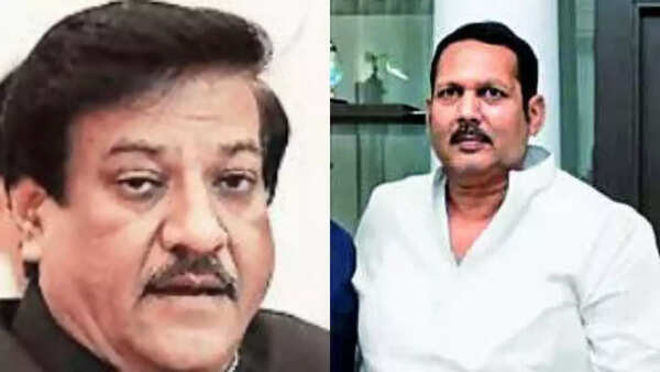 Prithviraj Chavan 1st top Maharashtra Congress neta ready for Lok Sabha poll