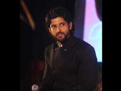 Farhan Akhtar burns 1200 calories in less than 2 hours