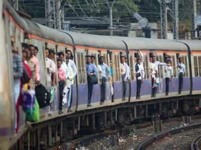 Western Railway recovers Rs. 8.33 crore from ticketless travellers during June, 2017