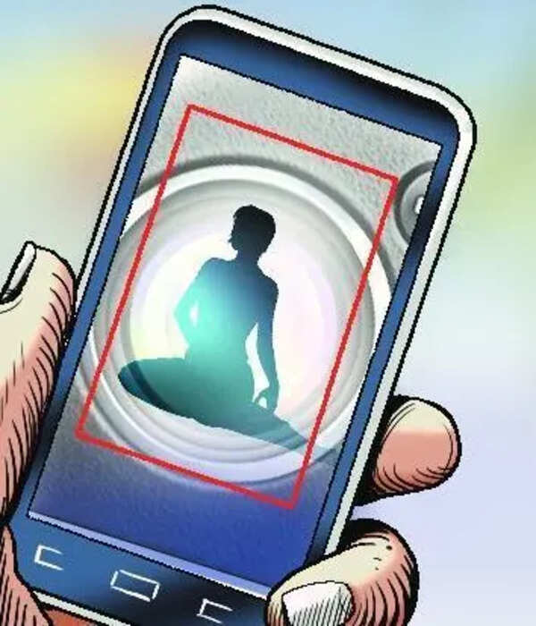 Man on child welfare panel turns out to be deceiver, blackmailer of women