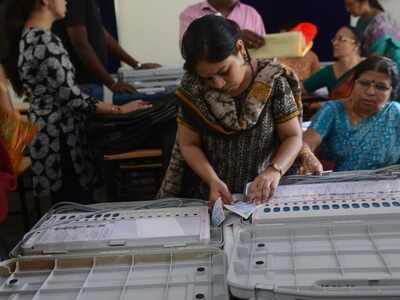 Sameer Bhujbal, independent candidate appoint private security guards to keep watch on EVM warehouse