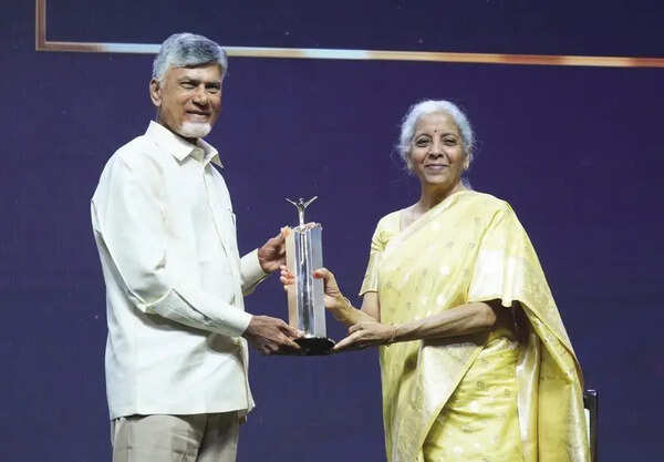 AP banking on AI, green energy to accelerate growth, says Naidu