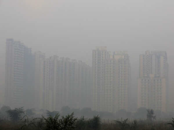 Noida, Ghaziabad saw more ‘severe’ air days in 2021 than last year