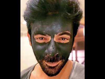 Mud up and shine for Sunil Grover
