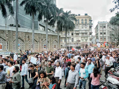 FIR against people who were in office, college, not even in Mumbai for 'participating' in protest against JNU Violence