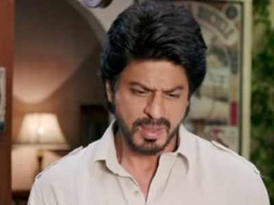 Dear Zindagi movie review: Preachy, but largely watchable, thanks to Shah Rukh Khan
