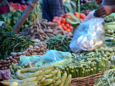 Vegetable prices show a sharp rise over weekend; APMC says vendors taking undue advantage of lockdown, monsoon