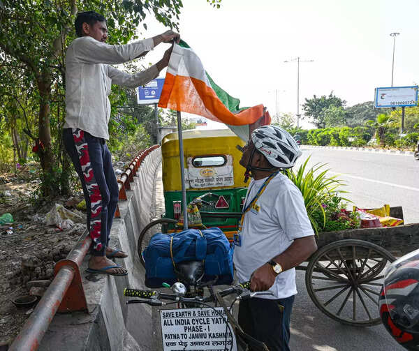 Enough is enough!  LIC employee Deepak Kumar cycles across India to spread green awareness