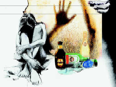 Grilled by Bandra police for peddling drugs, woman tries to commit suicide
