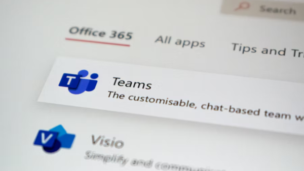 When your commute becomes a conference: Microsoft Teams enters cars, and professionals are not thrilled