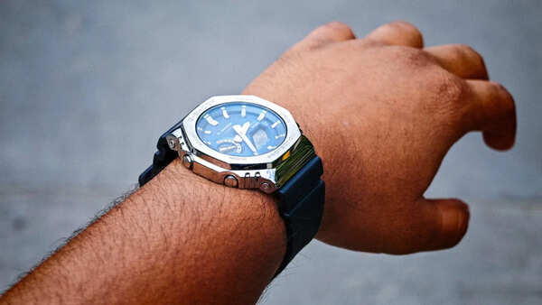 G-Shock’s GBM-2100A-2B is what happens when a G-Shock decides to dress for the occasion