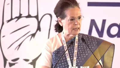 Breaking News Live: Sonia Gandhi's mother passed away in Italy on Aug 27, says Congress