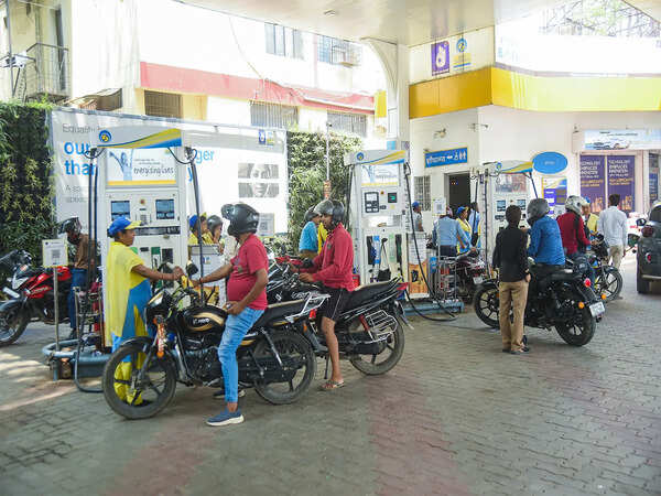 Rising fuel rates deepen burden on commuters