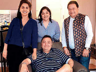 Anup Jalota reveals that Rishi Kapoor will 'start shooting for many films'