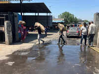 Drainage line work in Gultekdi Market Yard yet to begin despite site visits by authorities
