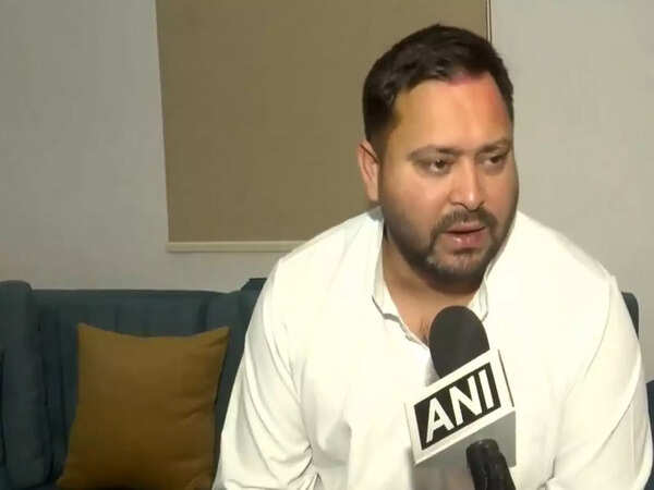 Nitish exhausted state’s treasury, alleges Tejashwi