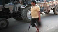 Uttar Pradesh: Man beheads wife, carries head to police station 