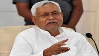 Patna: Bihar CM Nitish Kumar visits Visvesvaraya Bhavan to review fire incident 