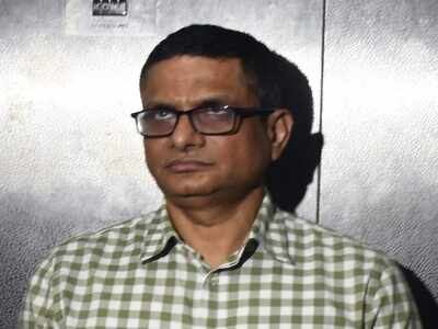 CBI officials reach West Bengal Secretariat to seek information on former Police Commissioner Rajeev Kumar