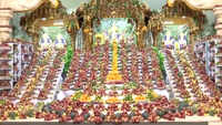 Watch: 3,000 kg apples on display at Ahmedabad temple on reopening day 