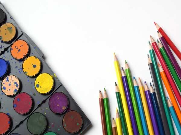 Relaxing activity books for adults: Mandala, doodling, craft & more